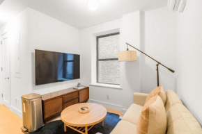 Comfortable 2BR 1BA Apartment in Greenwich Village Steps from Washington Square Park
